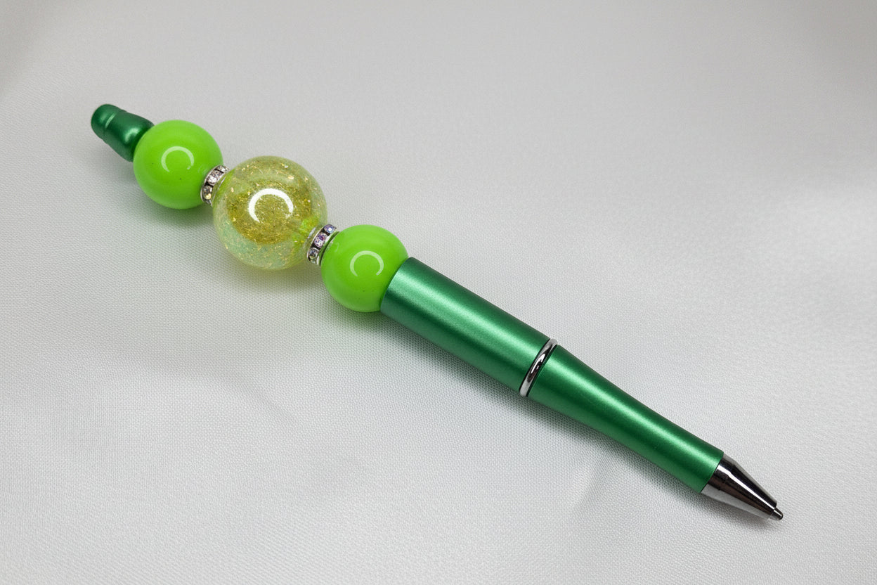 Beaded pen - Lime green