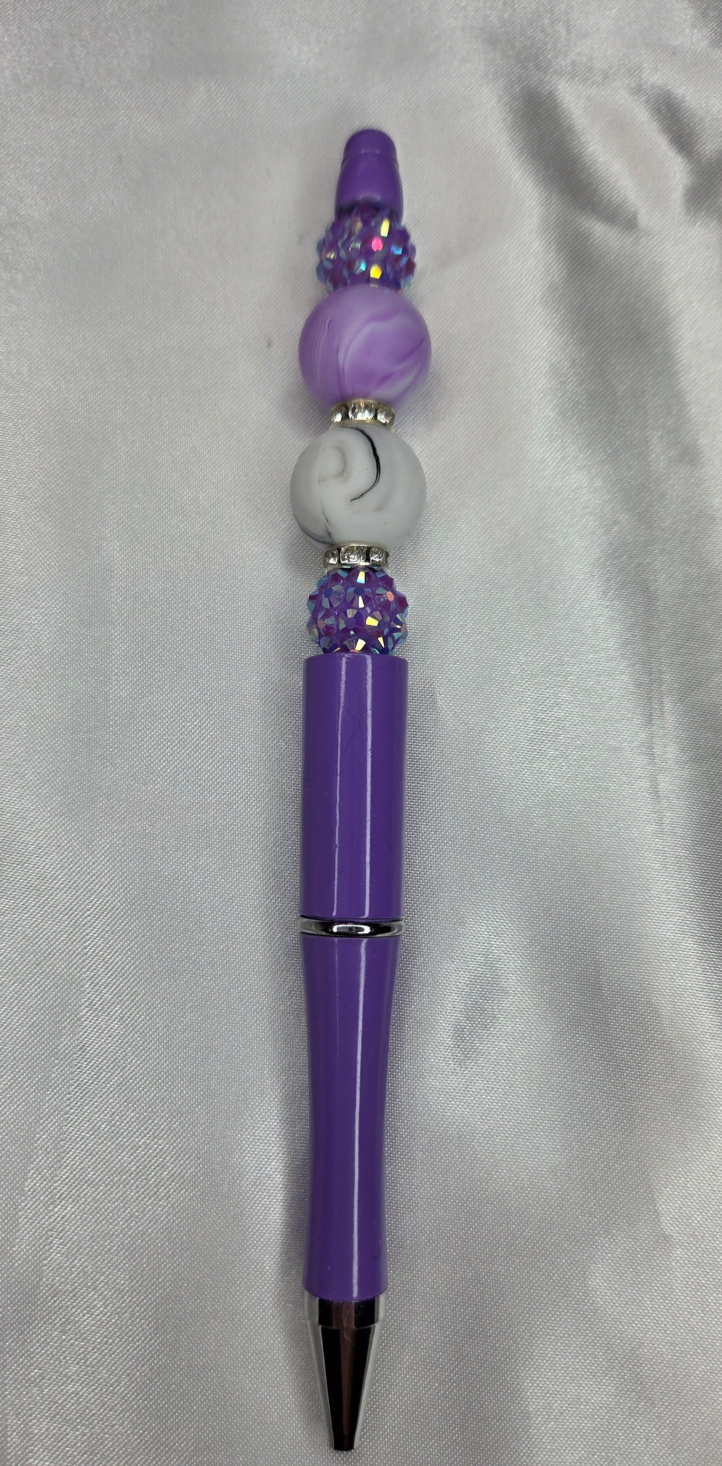 Beaded pen - Purple and White marble color